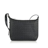 Traveler Small leather shoulder bag 