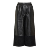 Cropped leather trousers