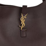 Le 5 à 7 Bea grained leather bag