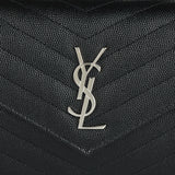 Cassandre matelassé envelope wallet on chain