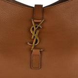 Le 5 à 7 large grained leather shoulder bag