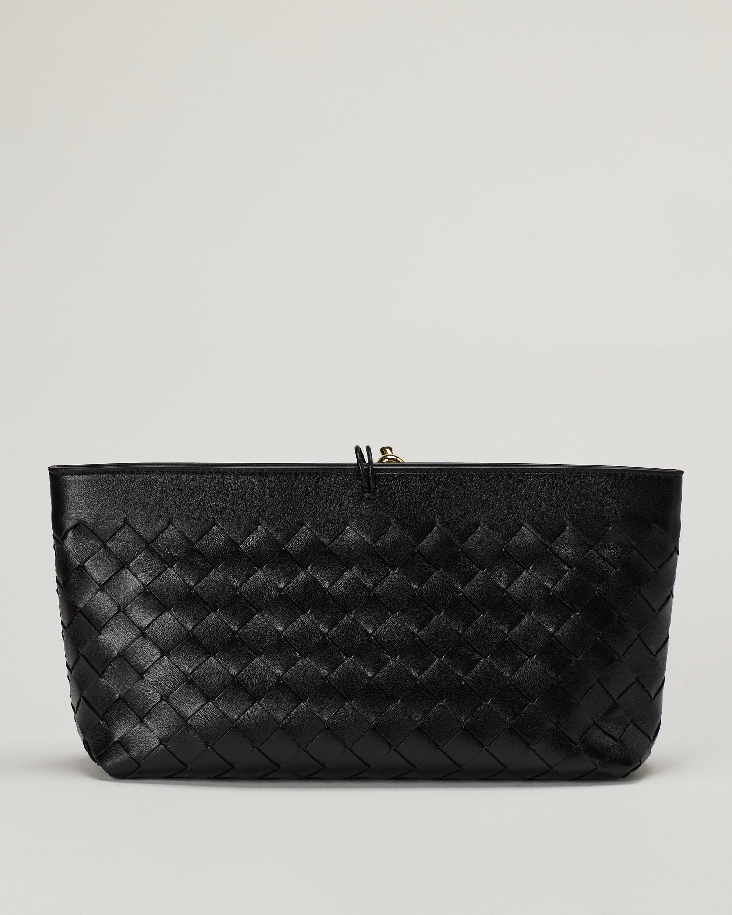 Bottega Veneta Andiamo boat pouch – Luisa World