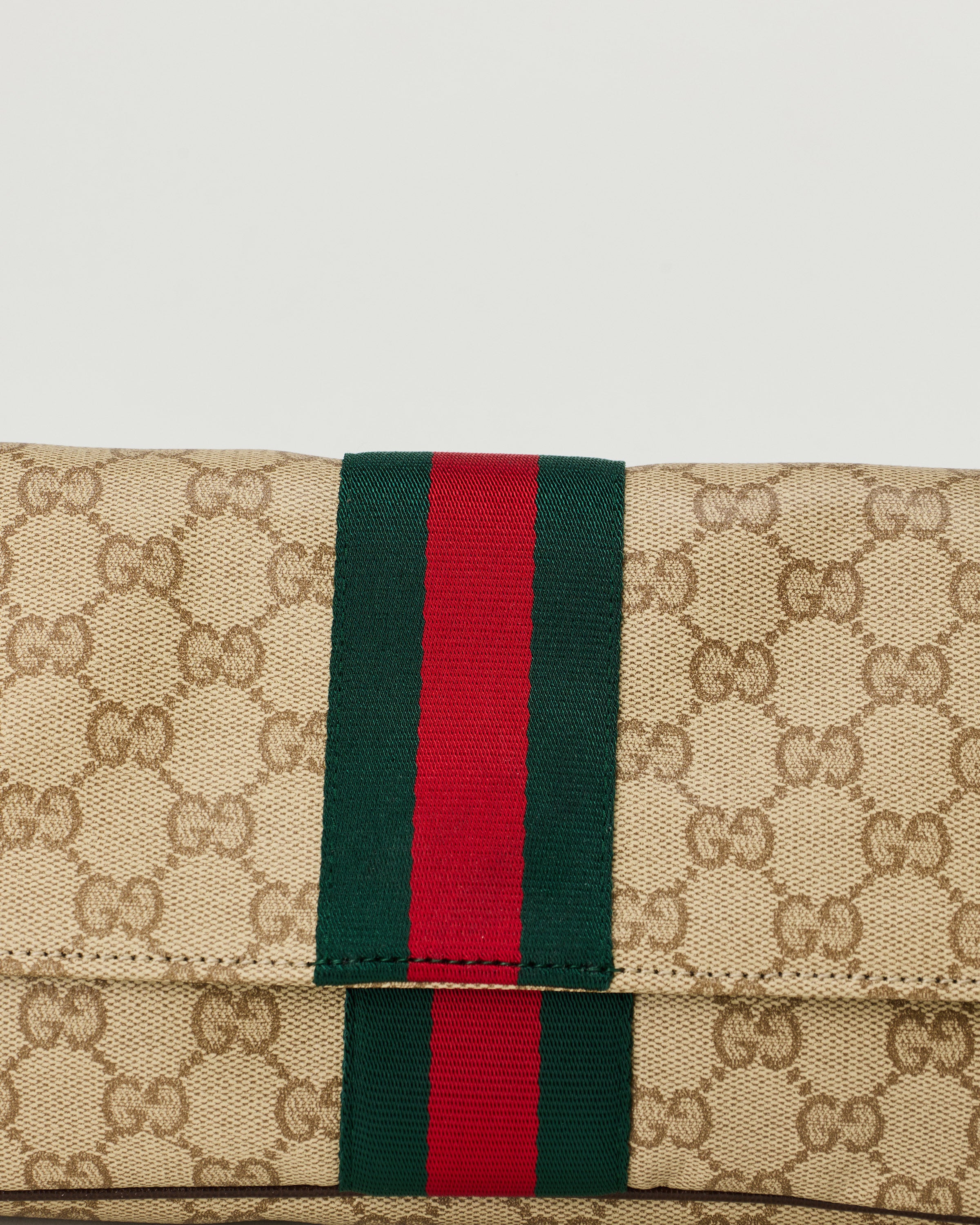 Gucci Madison medium shoulder bag – Luisa World