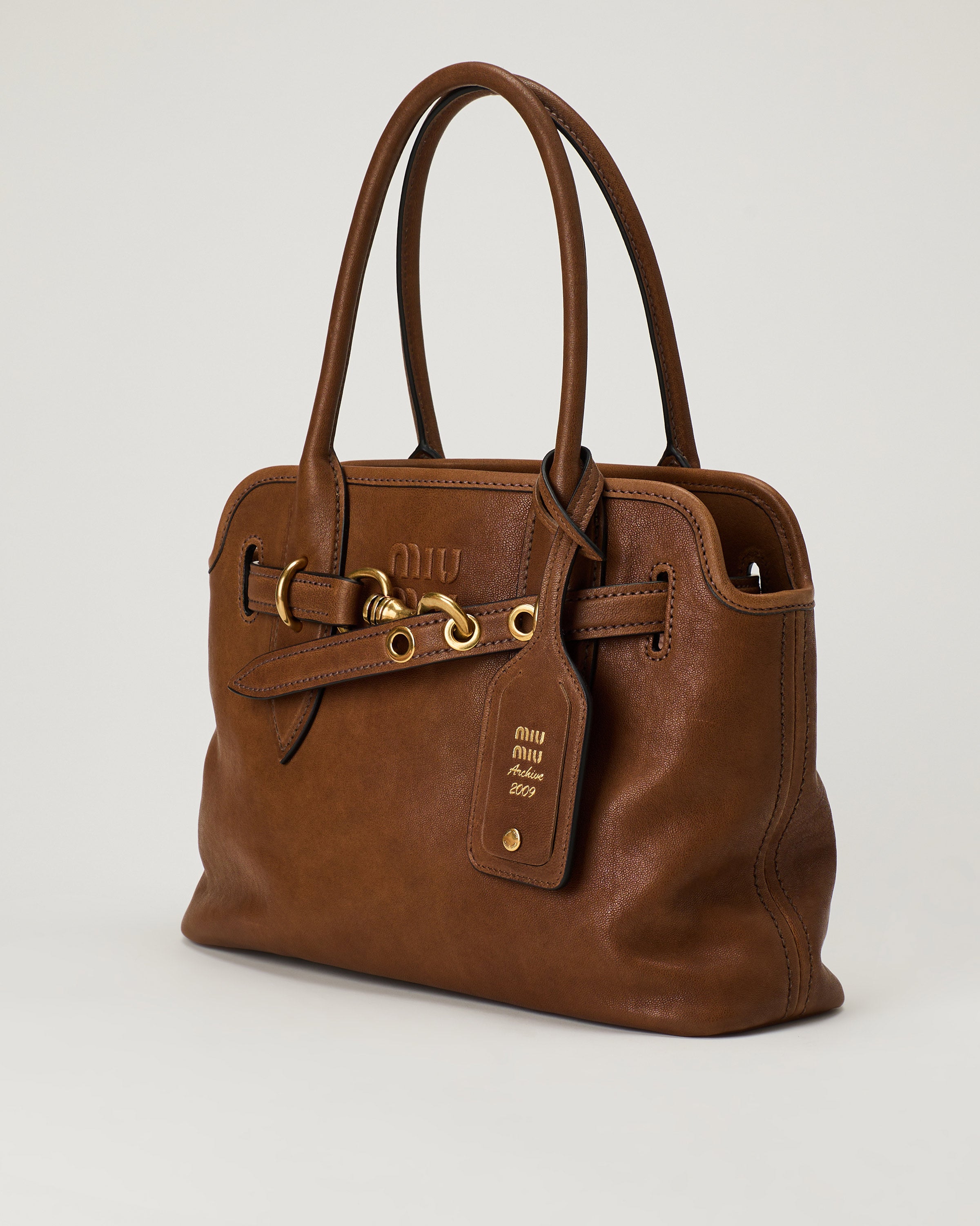 Miu Miu Aventure small leather shoulder bag – Luisa World