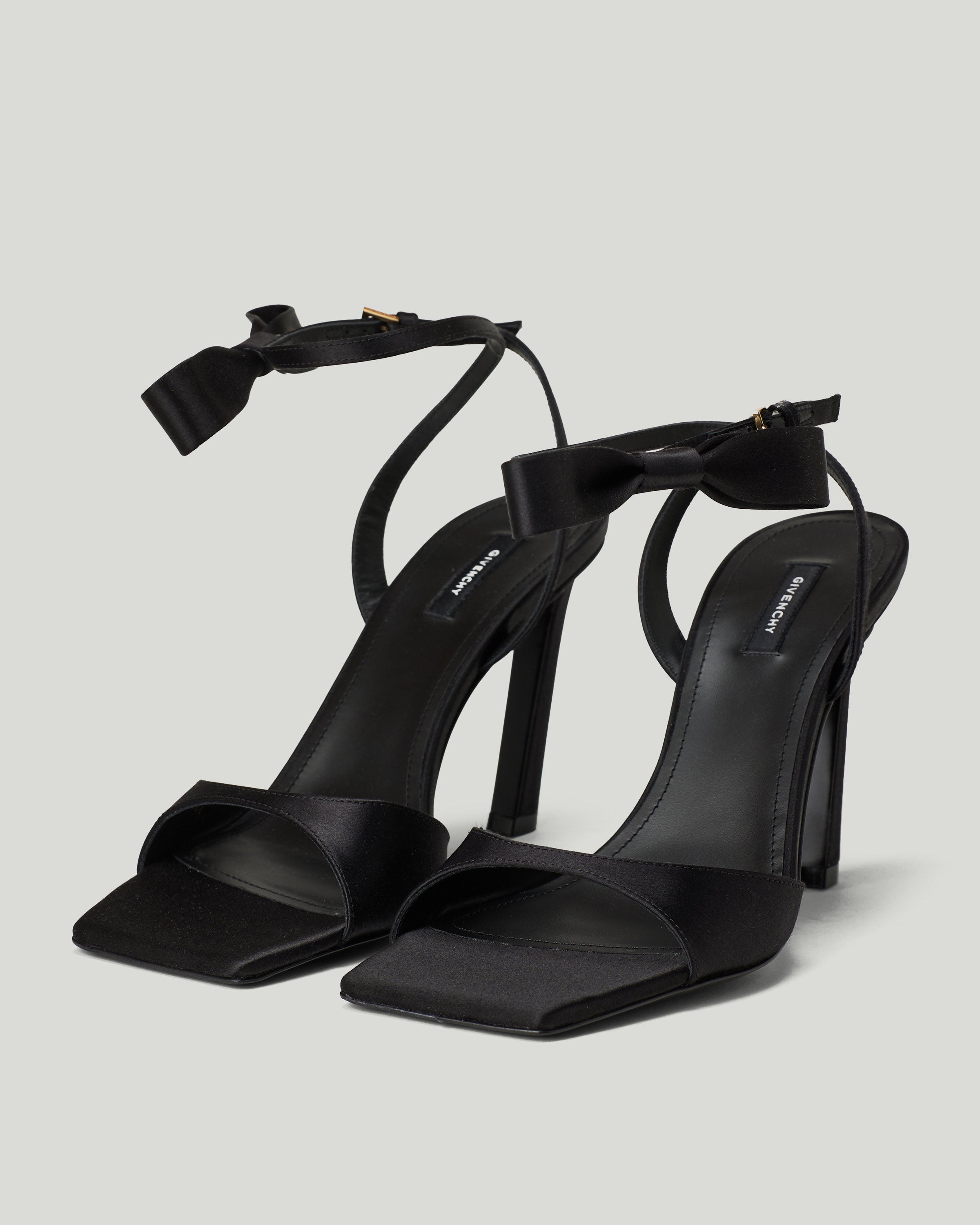 GIVENCHY WOMEN – Luisa World