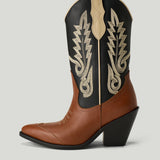 JOHANNA ORTIZ Alma Latina embroidered leather boots