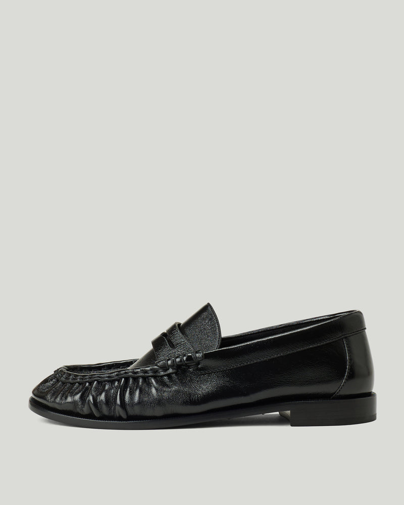 Saint Laurent Le Loafer Supple shiny leather loafers