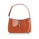 Le 5 à 7 patent hobo bag