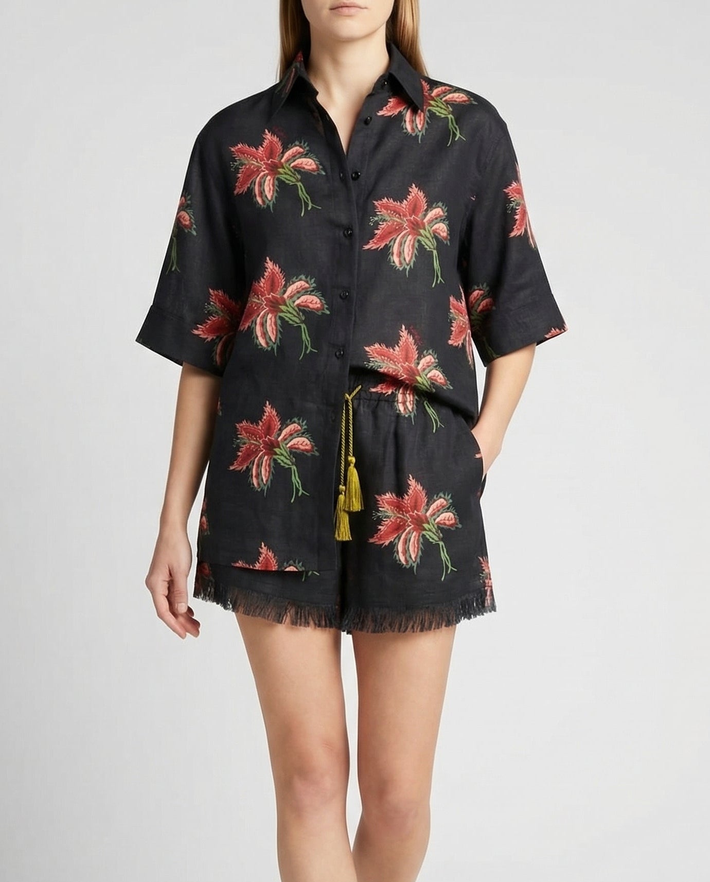 Valentino Garavani Tassel-detailed fringed shorts – Luisa World